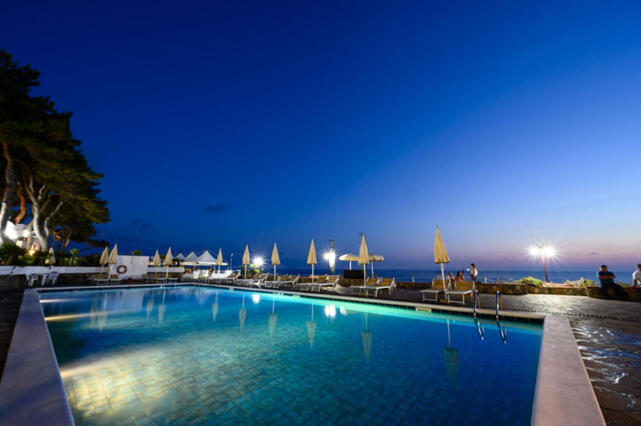 Villaggio Stella Del Sud & Resort Pisciotta Bagian luar foto