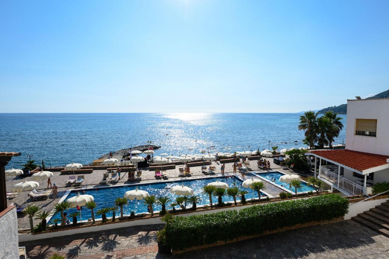 Villaggio Stella Del Sud & Resort Pisciotta Bagian luar foto
