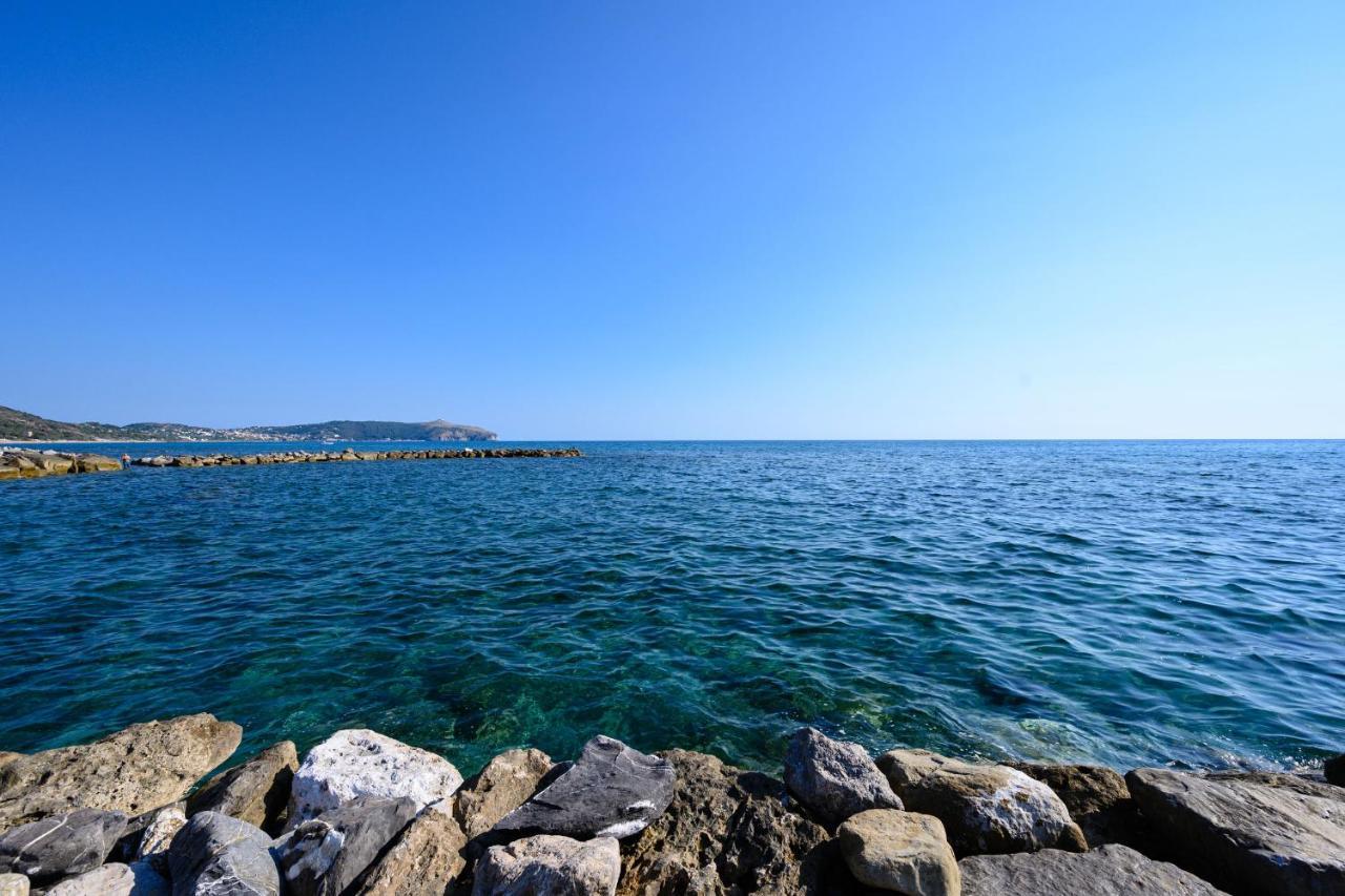 Villaggio Stella Del Sud & Resort Pisciotta Bagian luar foto